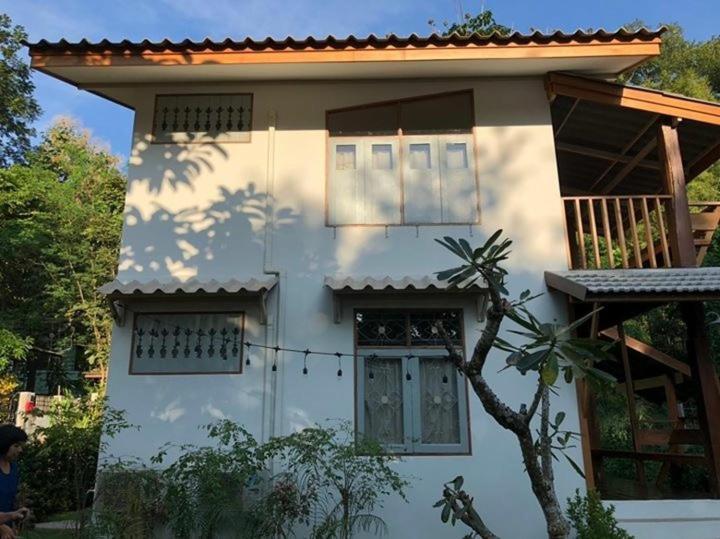 Paiyannoi Guesthome Чиангмай Экстерьер фото